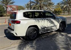 تۆیۆتا لاند کروزەر